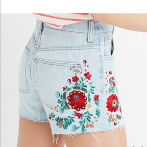 Madewell embroidered denim jean shorts